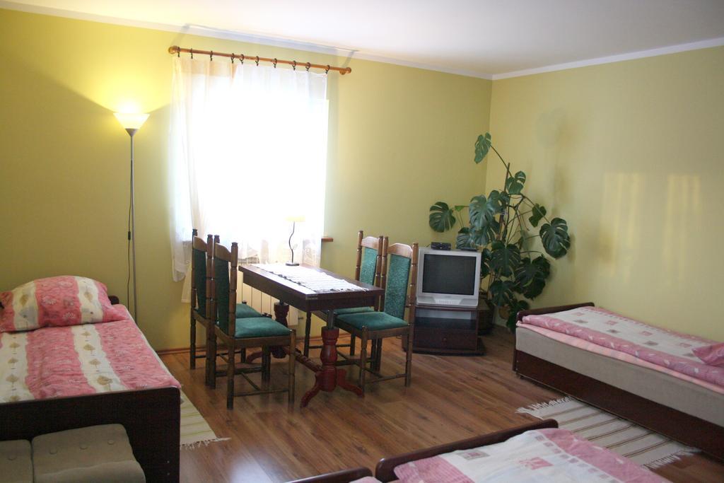 Pod Modrzewiem Pogorzelce Dış mekan fotoğraf