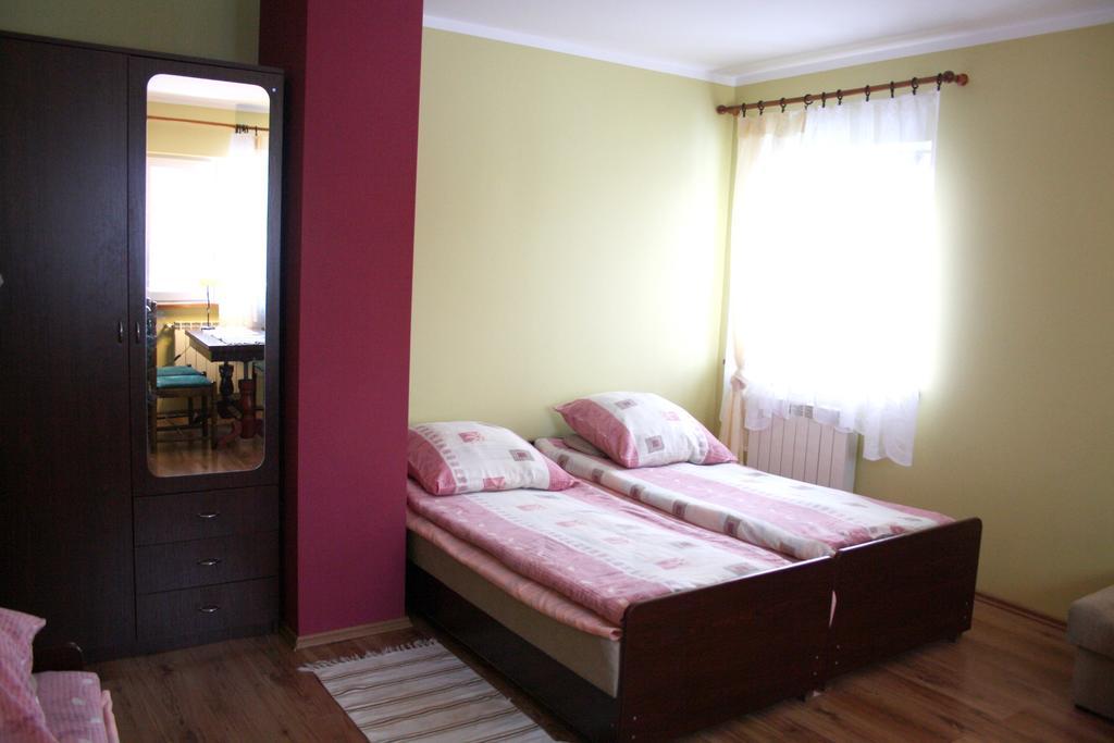 Pod Modrzewiem Pogorzelce Dış mekan fotoğraf